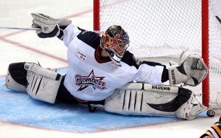 中国足彩竞彩网：东契奇身后排球大帽惊艳，湖人35-12攻击波奠定胜局