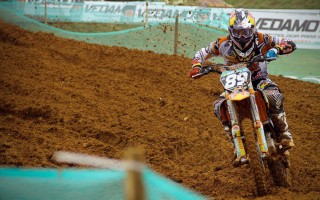 中国竞彩网|狄龙重返孟菲斯半场轰13分 战旧主屡献关键表现抢尽风头